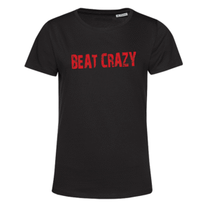 Schwarzes T‑Shirt mit roter Schrift BEAT CRAZY auf der Brust