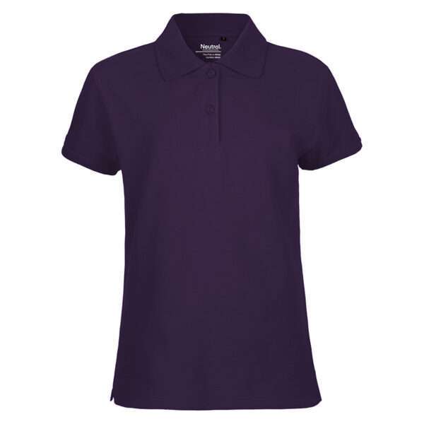 Damen-Poloshirt dunkelviolett, kurzärmelig mit Knopfleiste auf weißem Hintergrund