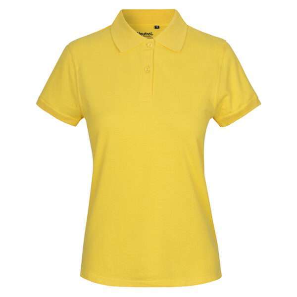 Gelbes Damen-Poloshirt mit kurzen Ärmeln und Zweiknopfleiste, freigestellt