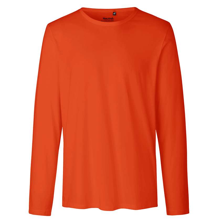 Oranges langärmeliges T-Shirt mit Rundhalsausschnitt vor weißem Hintergrund