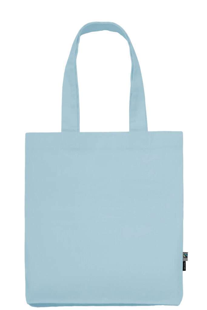 Hellblaue Stofftasche mit langen Henkeln und Fairtrade‑Label