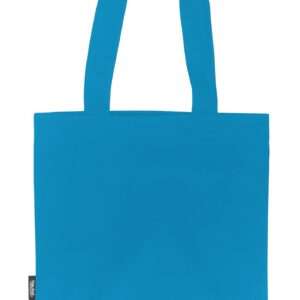 Türkisblauer Stoffbeutel mit langen Henkeln vor weißem Hintergrund