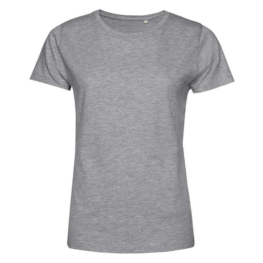 Graues schlichtes Damen-T-Shirt mit Rundhalsausschnitt vor weißem Hintergrund