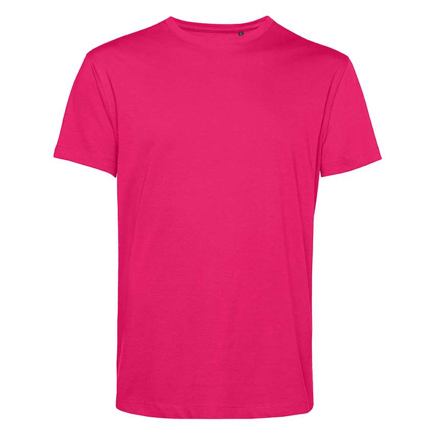 Pinkes unifarbenes T‑Shirt auf weißem Hintergrund